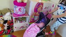 Ağlayan Silikon Bebek Doll !! Küçük Kız Pushing Pembe Battaniye Pushchair with Ağlayan Bebek