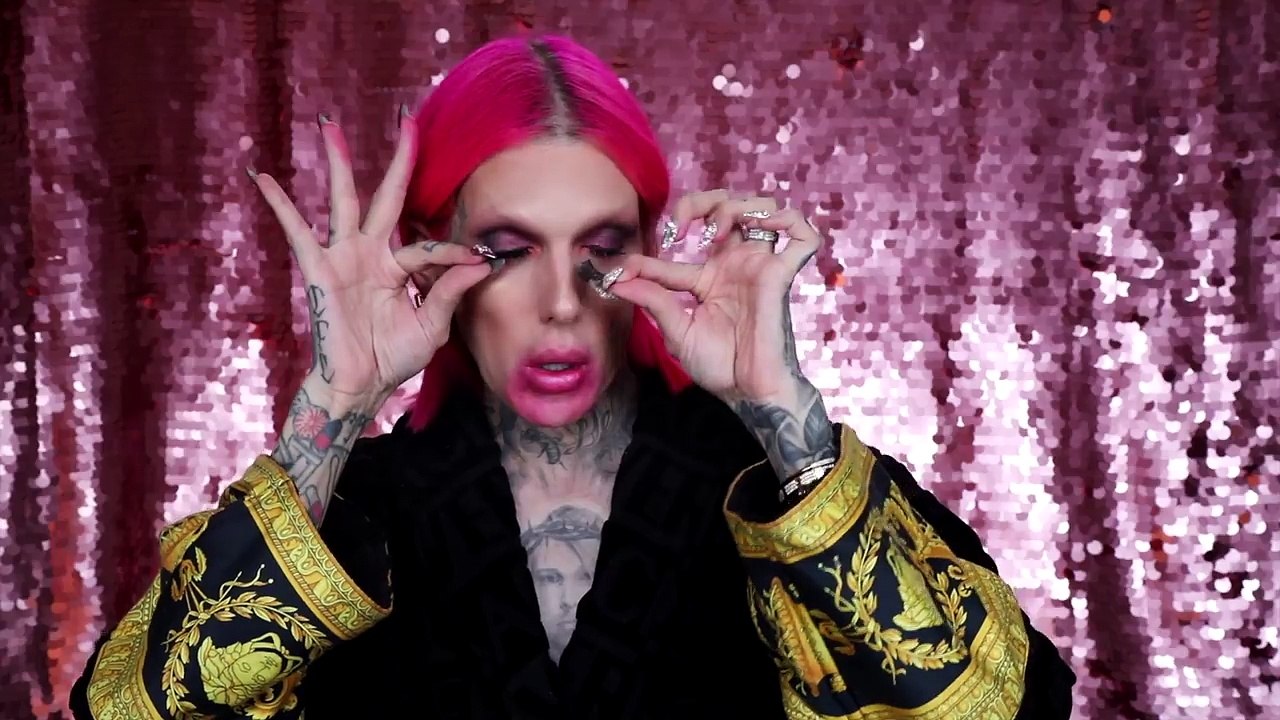 TESTING EXTREME MAKEUP REMOVERS! | Jeffree Star