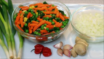 Nigerian Fried Rice Recipe | One Pot Method | Ivonne Ajayi