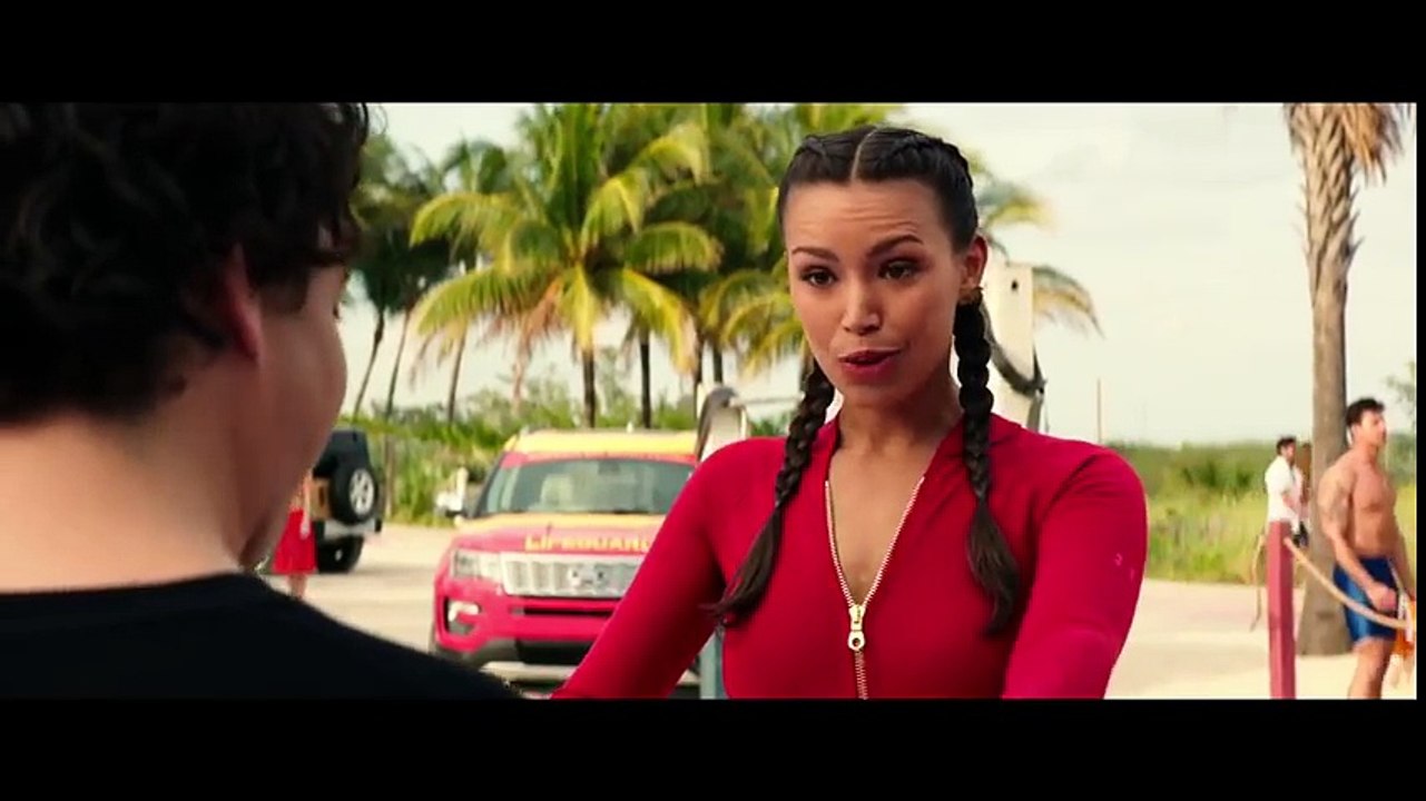 Logan Paul Funny Scene in Baywatch (2017)