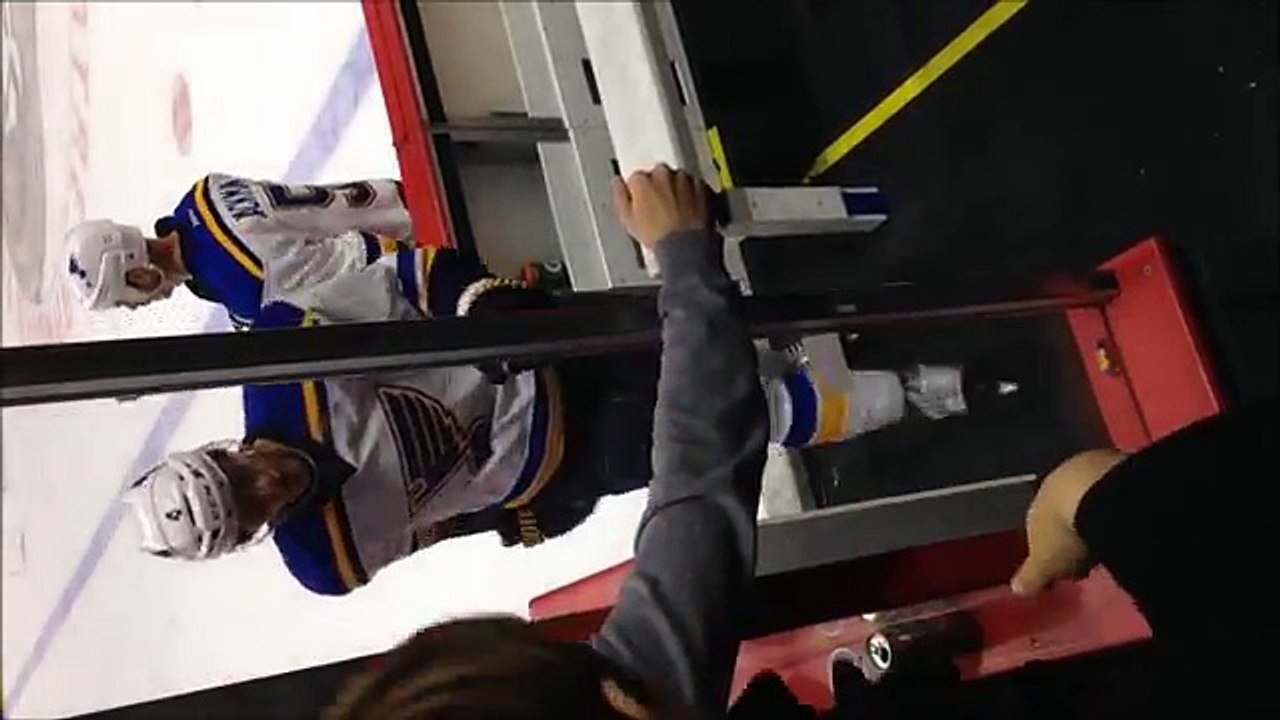 Blues Game November 22 2014, Tarasenko gives kid stick!-xfyyv1MK56w