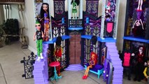 MONSTER HIGH Toys for Kids and Dolls - new School Building Tour and Review