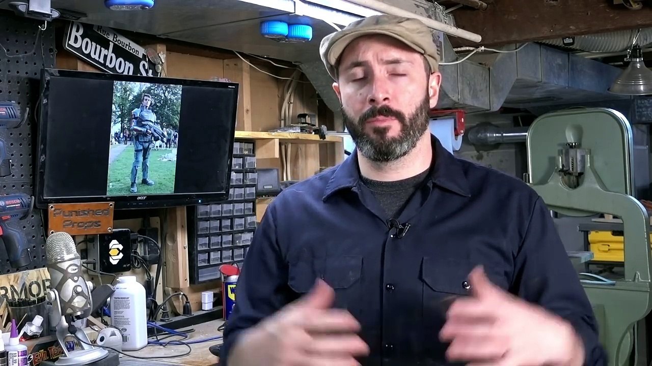 How to Make a Plaster Torso Life Cast - Prop: Shop