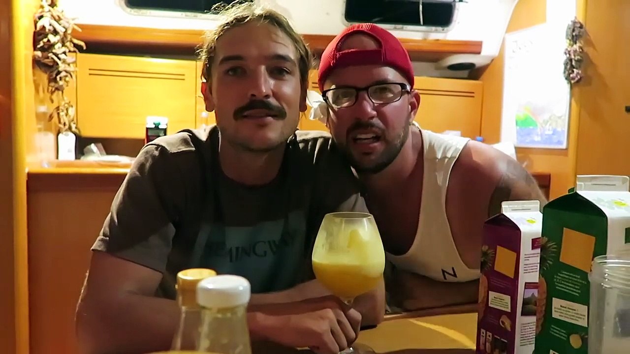 Sailing with 3 Girls in French Polynesia… (Sailing La Vagabonde) Ep. 59