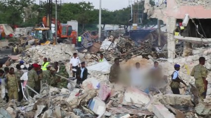소말리아 폭탄테러 사망 302명·실종 70여 명..."사상 최악 테러 피해" / YTN