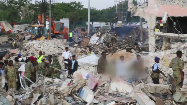 소말리아 폭탄테러 사망 302명·실종 70여 명... 사상 최악 테러 피해 / YTN