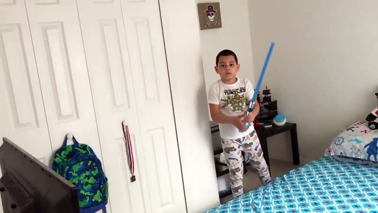 THE PURGE ZOMBIE PRANK ON KIDS!!!