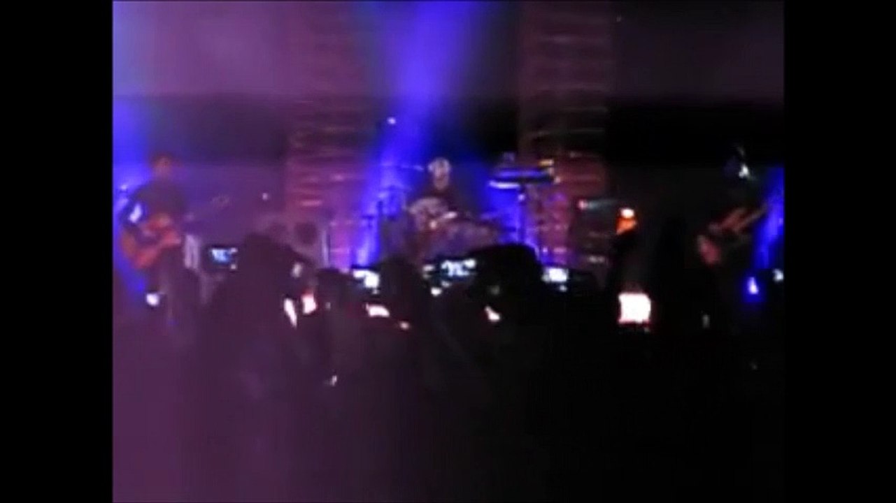 Muse - Soldier's Poem, Hong Kong AsiaWorld-Expo, 03/03/2007