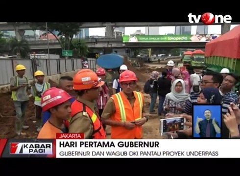 Anies-Sandi Tinjau Proyek Underpass Kuningan Gunakan Motor