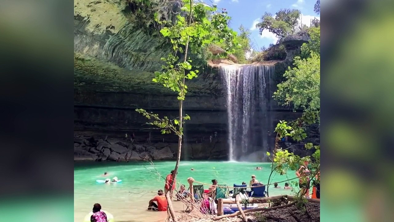 Découvre cette incroyable cascade au Texas !