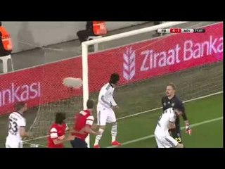 Fenerbahçe 4 - Mersin İdman Yurdu 1 (Gol: Marko Futacs)