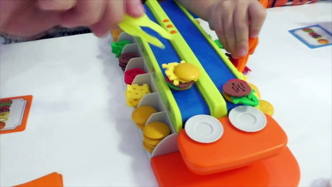 ЧЕЛЛЕНДЖ Бургер Мания. Кто быстрей соберет мини бургеры. Видео для детей. Burger mania. Кикидо