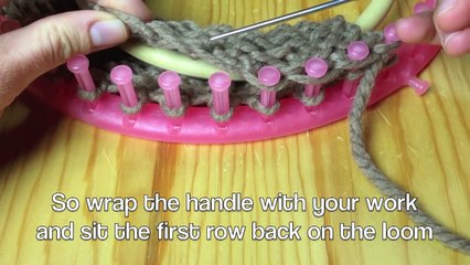 How to Loom Knit a Handle Bag (DIY Tutorial)