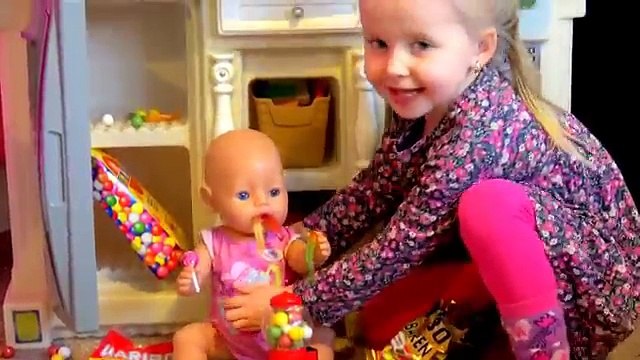 Bad Baby. Беби Бон объелся конфет.СБОРНИК MESSY TOILET Real Food Fight Вредные Детки