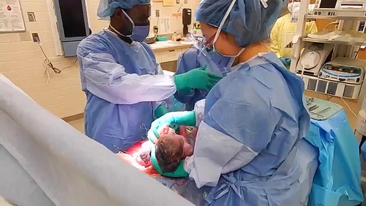 LIVE C-SECTION BIRTH || UNEXPECTED LABOR AND DELIVERY!!