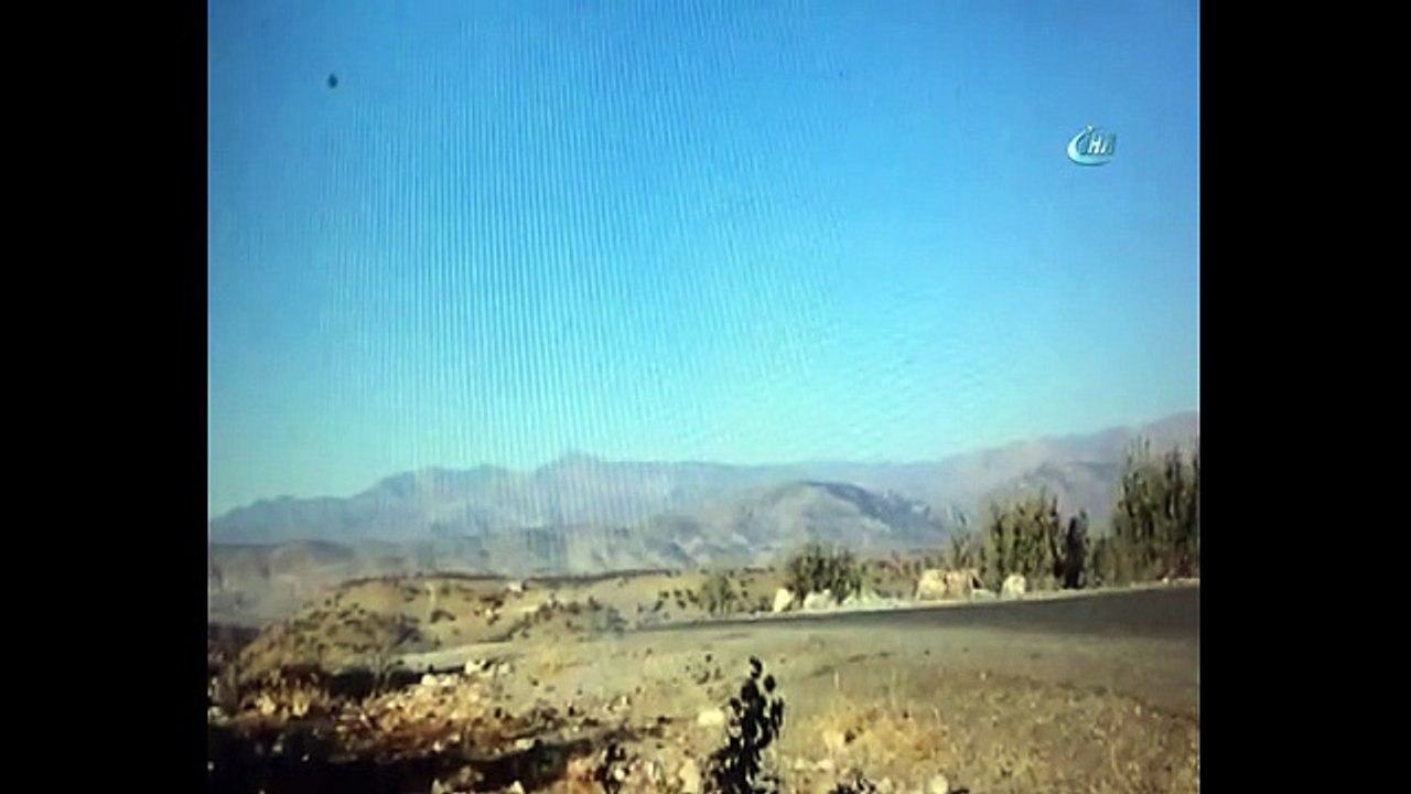 Yol kenarına tuzaklanan patlayıcı böyle imha edildi