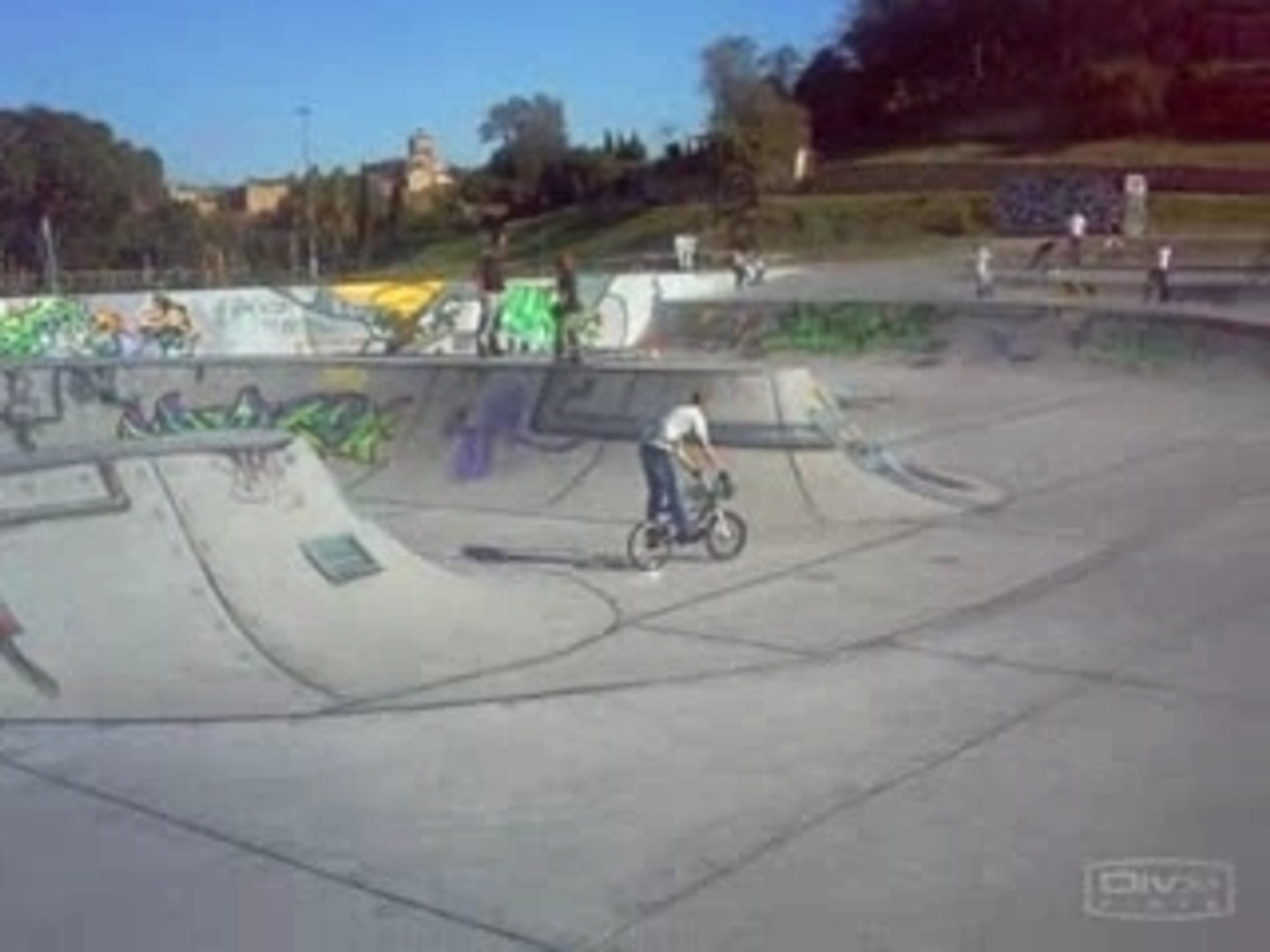 Skate park poussan - Vidéo Dailymotion