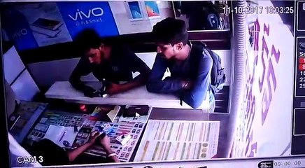 mobile chori kand in CCTV New Latest