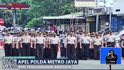 Irjen Idham Aziz Beri Penghargaan Kenaikan Jabatan dan Beasiswa Pendidikan Pada Anggota yang Berprestasi