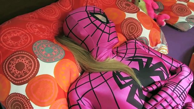 Frozen Elsa & Pink Spidergirl Pregnant Spider Elsa! w/ Spiderman Joker Baby Ghost Anna Superheroes