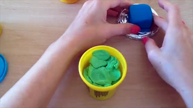 Торт с украшением из Пластилина Плей До, Лепим и украшаем сладости для кукол.