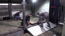 Gürbulak Gümrük Kapısı'nda Tır'da Yapılan Aramada 109 Kilogram Afyon Sakızı Ele Geçirildi