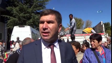 Bağda Kalan 1,5 Ton Yaş Üzüm Vatandaşlara Dağıtıldı