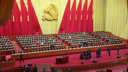 الرئيس الصيني يدافع عن سلطة الحزب ويعد بـ"حقبة جديدة" للبلاد