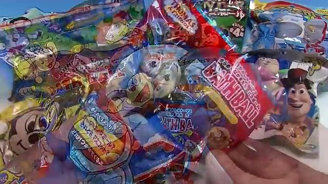バスボール×10 トーマス ディズニー ウルトラマン ドラえもん カーズ びっくらたまご おもちゃ アニメ Thomas Ultraman Disney Cars Doraemon Bath ball