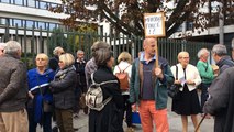 Les opposants à la fusion entre Binic et Étables-sur-Mer réunis devant la préfecture