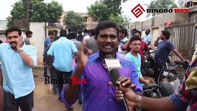 படம் எப்படி இருக்கு???? Mersal Public Review | Vijay, Atlee, Samantha, Kajal Agarwal - BB