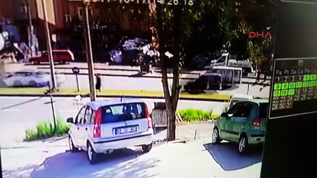 Zonguldak Hafif Ticari Aracın Yayaya Çarptığı Kaza, Güvenlik Kamerasında