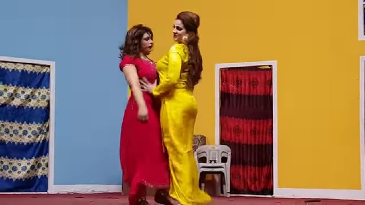 Mahnoor And Afreen Hot Stage Mujra Dance 2017