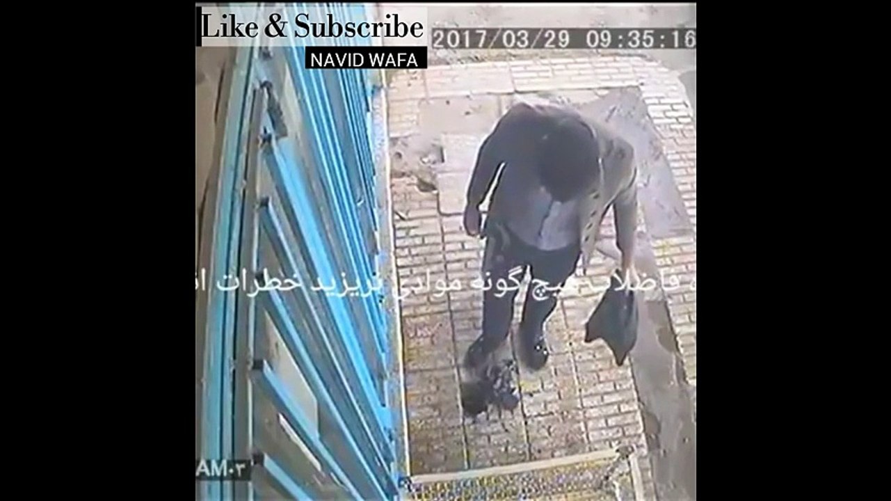 Do not throw fireworks in the sewage مواد آتش زا را در چاه فاضلاب نندازید