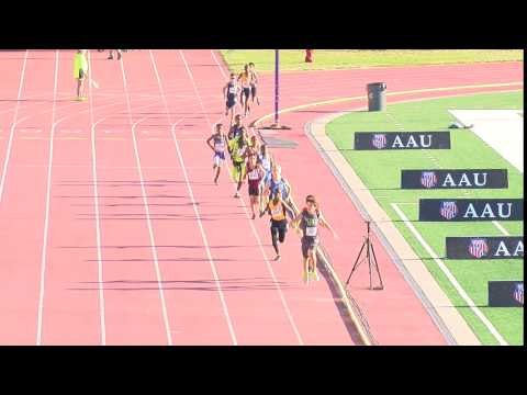 Runner Dabs During Race At AAU Junior Olympic Games