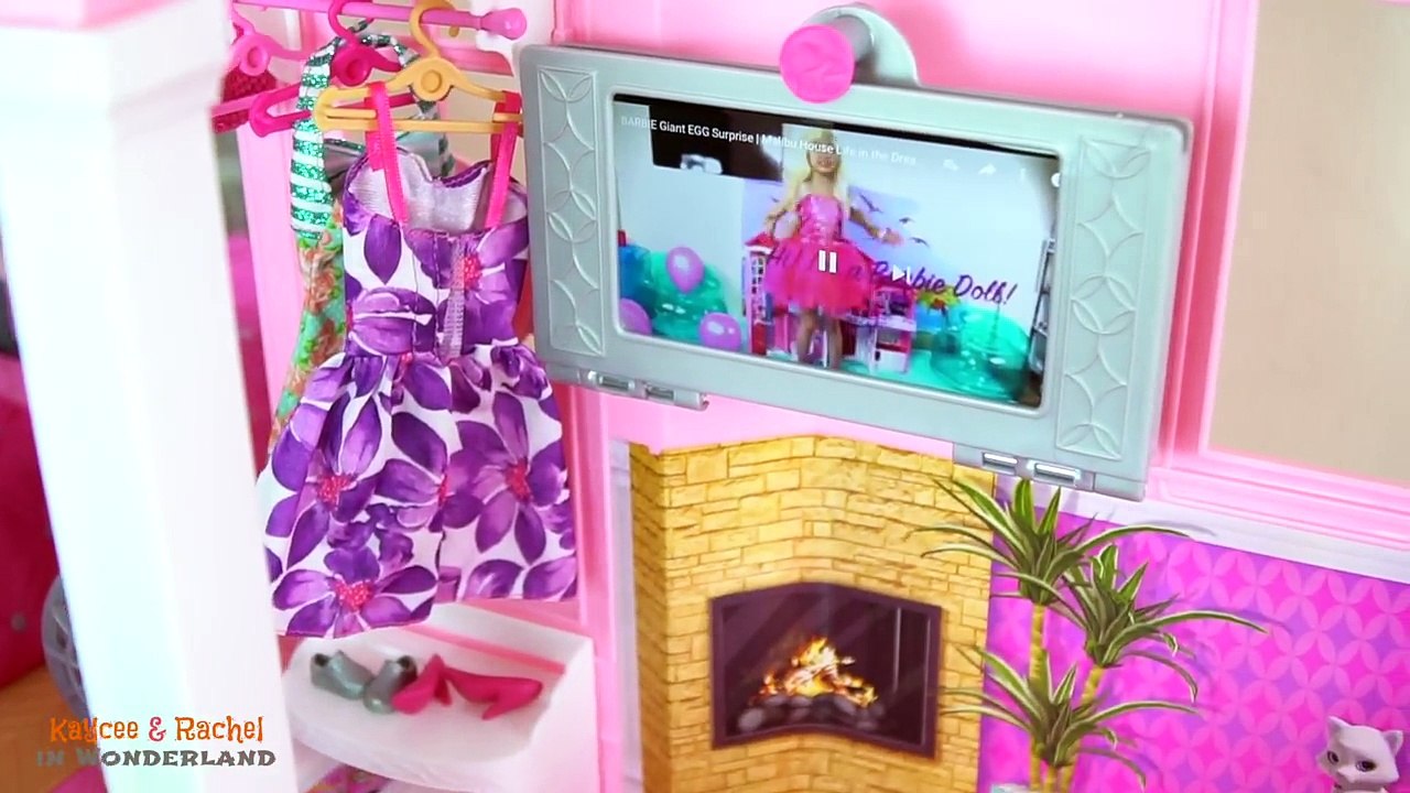 BARBIE Dreamhouse Dollhouse