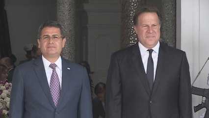 Presidentes Varela y Hernández hablan sobre vivienda social e integración centroamericana