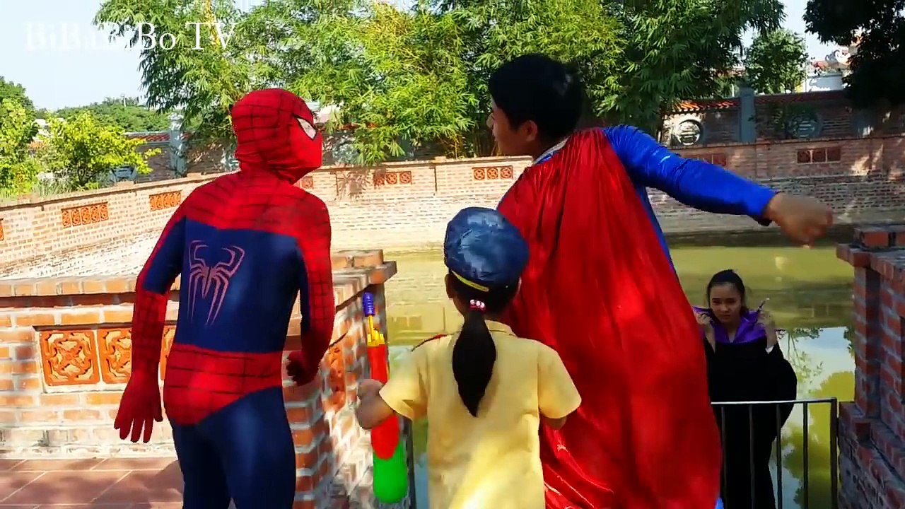 Baby Police vs Witch police car chase w/ Crying baby, Frozen Elsa, Spiderman, Superman