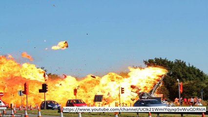 WATCH: Plane Slams into two autos after crash arriving on occupied Street harming five individuals