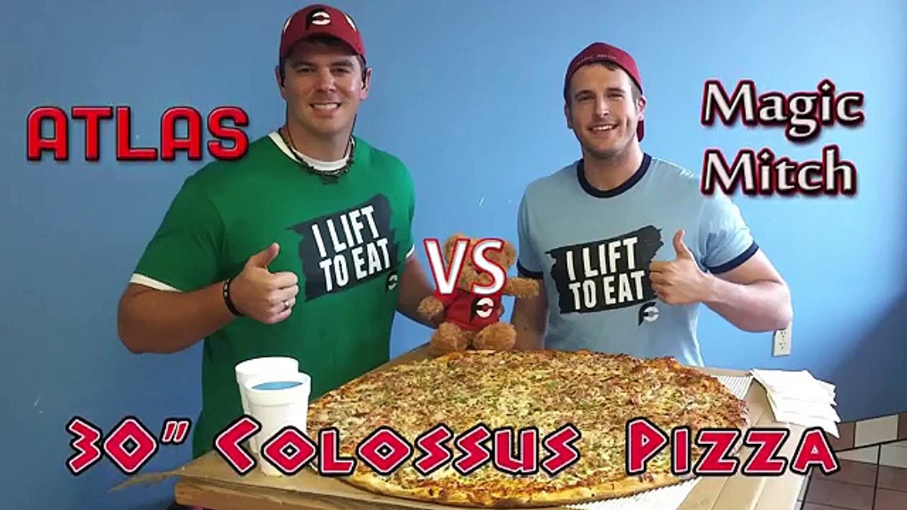30 COLOSSUS Pizza Challenge w/ Magic Mitch!!