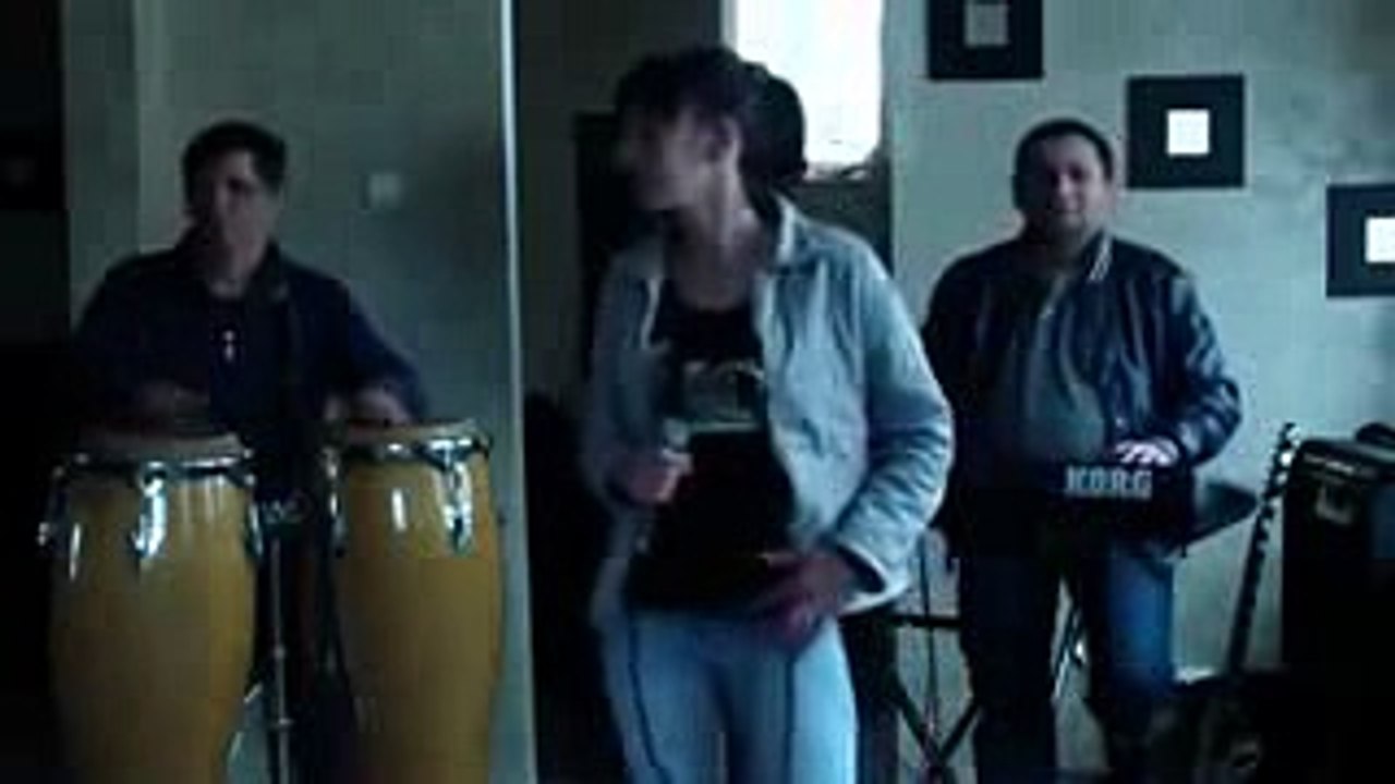 Benone de la Targoviste si Dana de la Gaesti - Colaj Manele Videoclip Tel. 0762 336 090