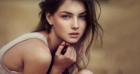 İngiltere Hükümeti Taraftarlarını Uyardı: Rusya'da Kadınlara Para Kaptırmayın