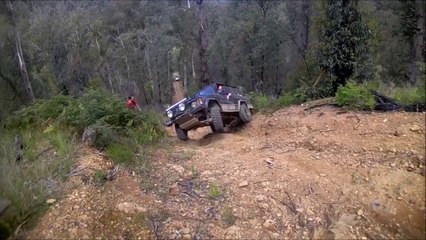 Ce pilote de 4x4 se retrouve dans une situation très délicate et c'est le drame!