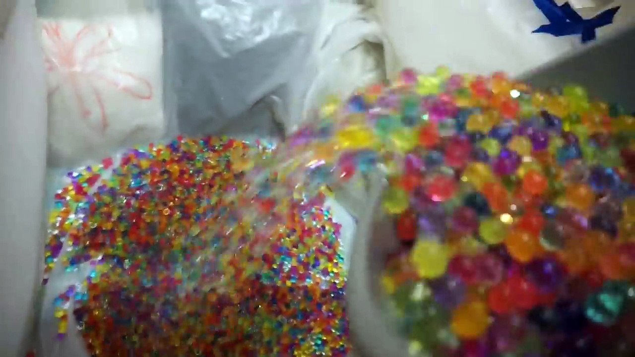TERRIFYING SLIDE INTO ORBEEZ