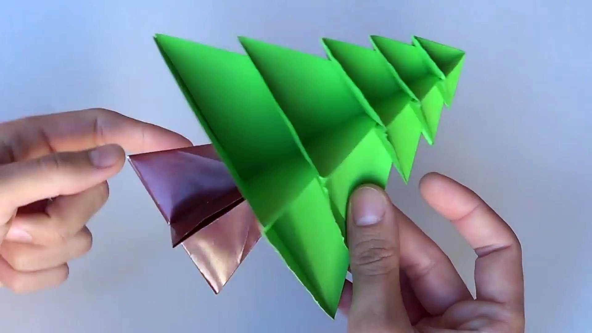 Cómo hacer un árbol de Navidad de papel - Origami Navideño─影片 Dailymotion