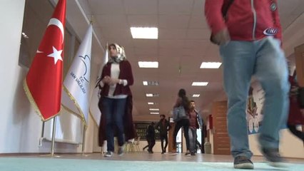 Vali Zorluoğlu Öğrencilerle Bir Araya Geldi