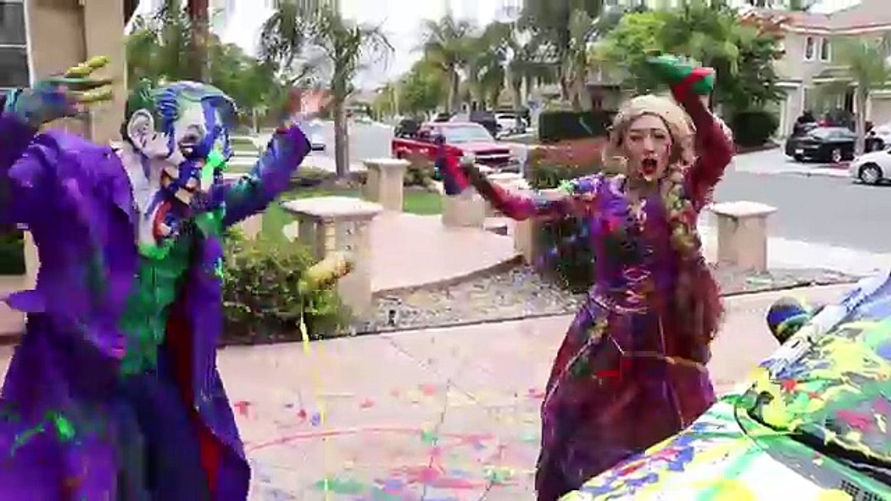 Princess Rapunzel PAINTS HANDPRINT on CAR! w/ Spiderman & Joker in Real Life