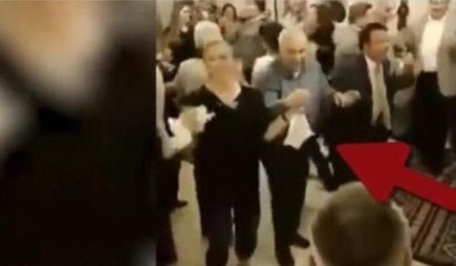 'Kadınla tokalaşmak ateş tutmaktan korkunç' diyen rektörün halay görüntüsü