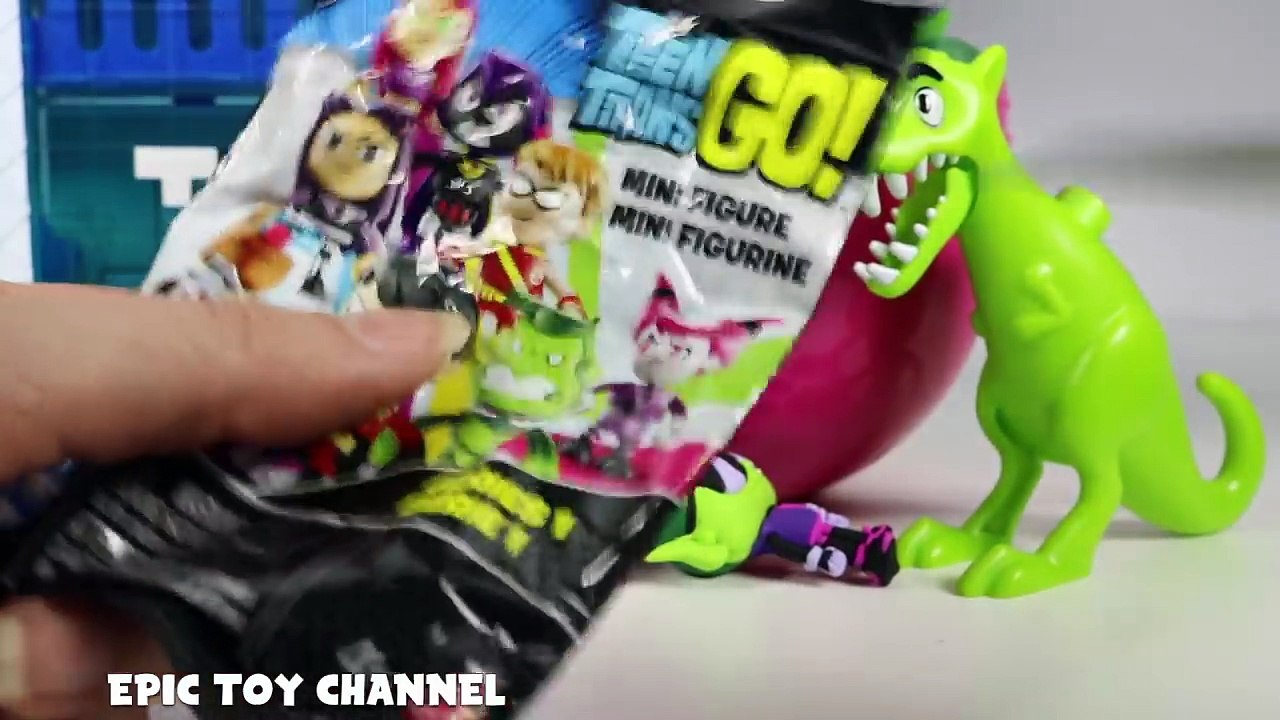 SURPRISE EGGS Teen Titans Go! Beast Boy Giant Play-Doh Surprise with original Teen Titans Toys