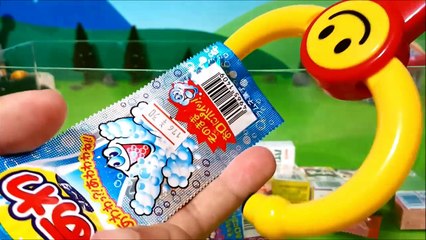 アンパンマン バイキンマン おもちゃアニメ 何が出るかな？キャラクターいっぱい 箱の中から箱がでてくるよ 英語 数字 知育 キッズ アニメ＆おもちゃToy Anpanman